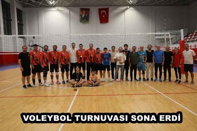 VOLEYBOL TURNUVASI SONA ERDİ