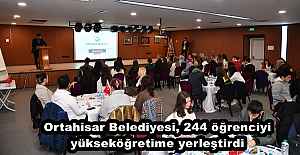 Ortahisar Belediyesi, 244 öğrenciyi yükseköğretime yerleştirdi 