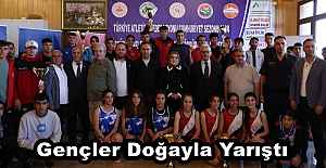 Gençler Doğayla Yarıştı