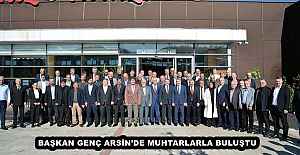 BAŞKAN GENÇ ARSİNDE MUHTARLARLA...