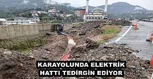 KARAYOLUNDA ELEKTRİK HATTI TEDİRGİN EDİYOR