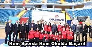 Hem Sporda Hem Okulda Başarı!