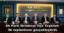 Ak Parti Ortahisar İlçe Teşkilatı ilk toplantısını gerçekleştirdi.